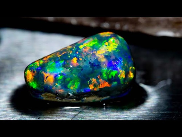 Sentimental top uncut gem opal wins over