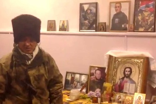 Кладбищенские разборки между террашистами:Путин и Бэтмен- могилу террориста Беднова сожгли приверженцы российского диктатора.