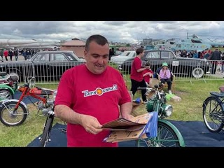 Чем запомнился OldCarLand 2021. Коллекция, слет мопедов и эмоции детства