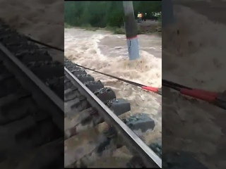 В Бурятии остановили движение поездов на БАМе из-за размытия путей