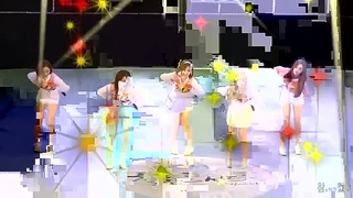 Танцуй Россия и плачь Европа! Необычайно красивая песня и танец кореянок! Я плакал!