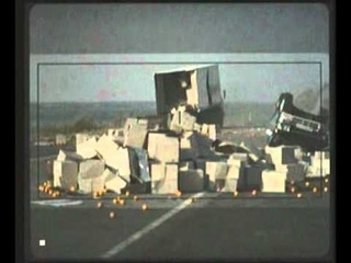 truck crash1 dv