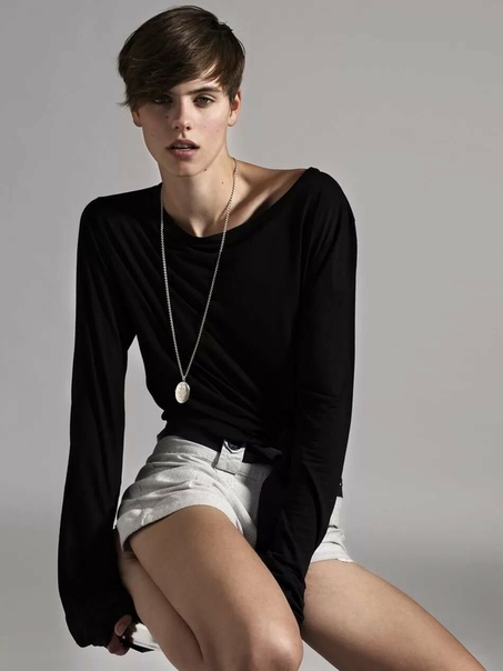 Miniskirt twink raw girl