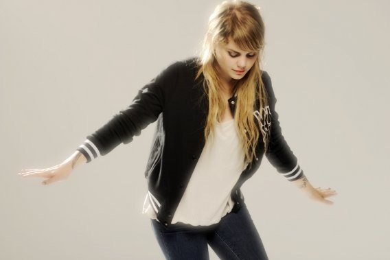 Coeur De-Pirate фотография #1