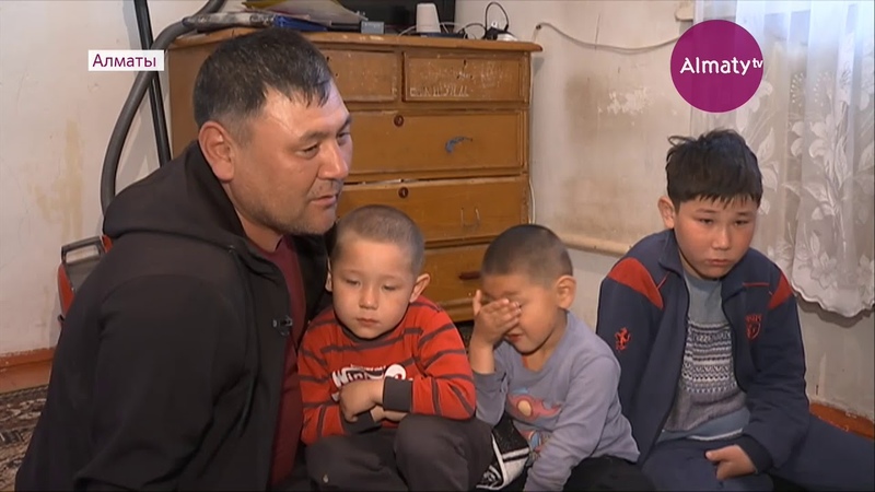 Родные погибших женщин в результате наезда пьяного лихача: