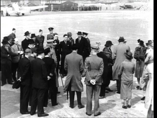 Dobbie Of Malta Comes Home (1942)