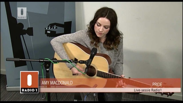 Amy Mac Donald Pride, , live sessie