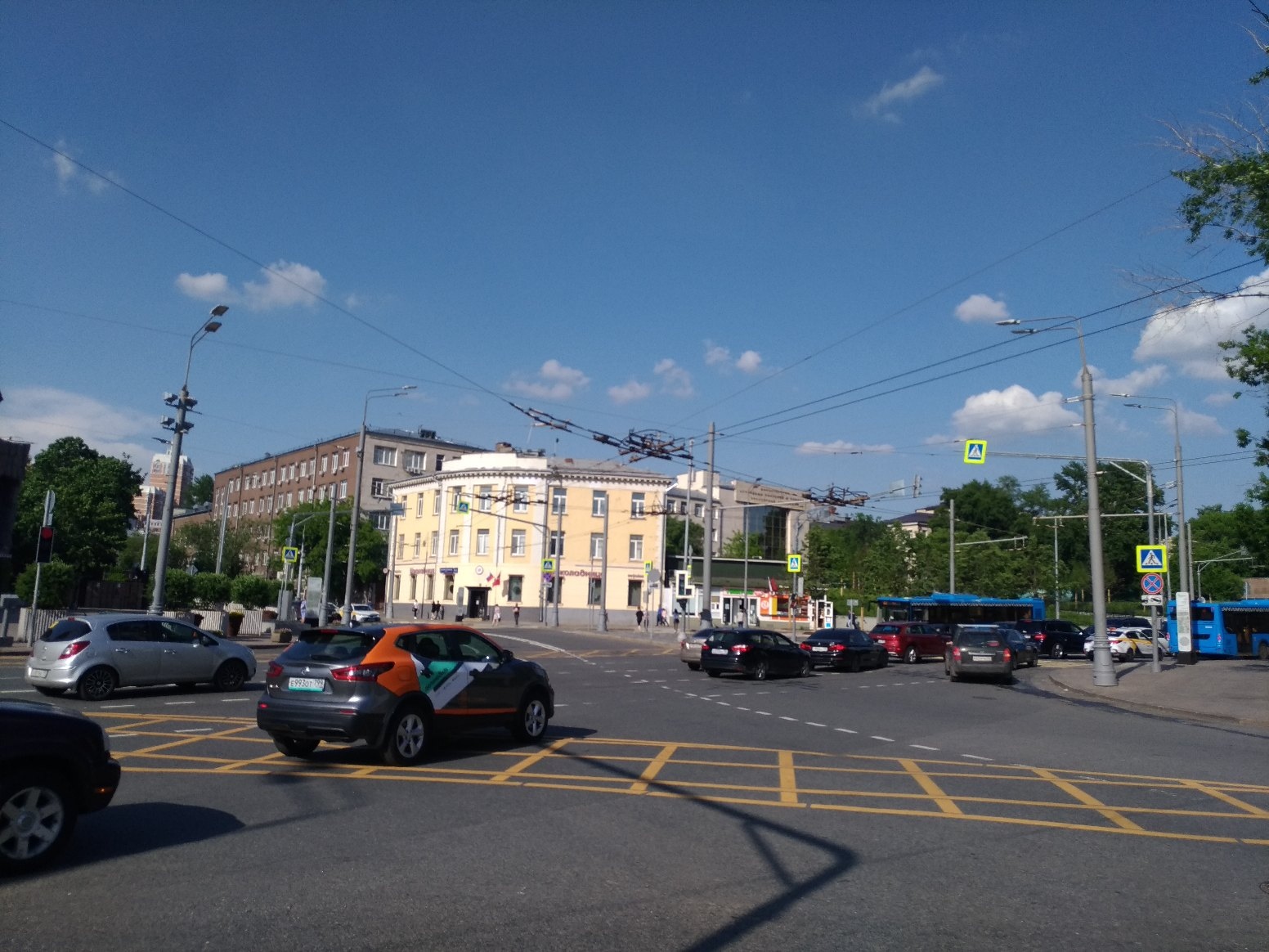 ПРЕСНЯ БЕЗ УЛИЧНОГО ЭЛЕКТРОТРАНПОРТА Это картинка