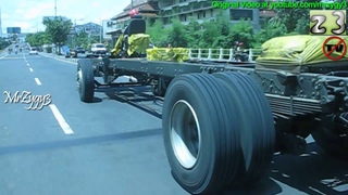 Extreme Driving New Mercedes Benz Bus Chassis OH1526