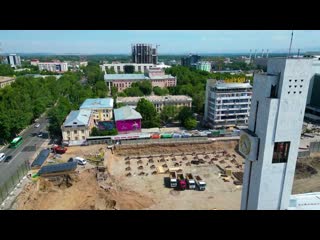 Стройка у ЦУМа и курантов в центре Бишкека  начало работ