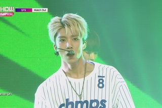 Show Champion  SF9 - Watch Ou