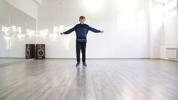 Alex ( Feel More Crew) hip