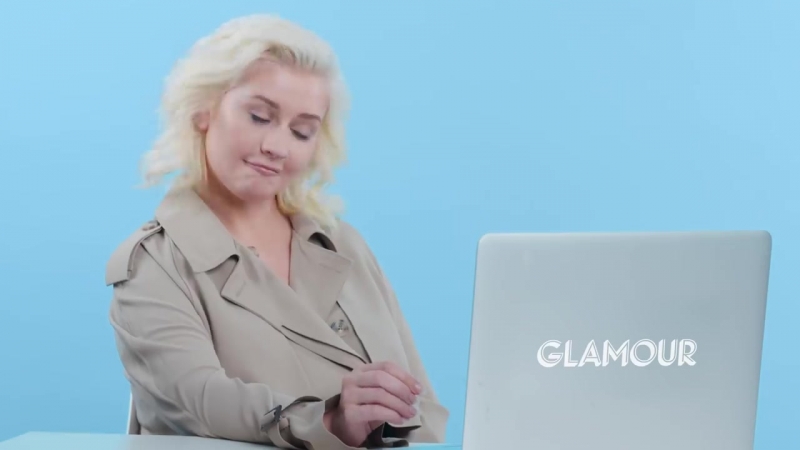 Christina Aguilera Watches Fan Covers On You Tube Glamour