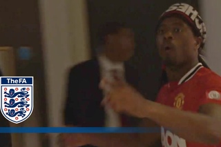 Funny moment as Evra sings for Wembley | Manchester City 2-3 Manchester United Community Shield 2011
